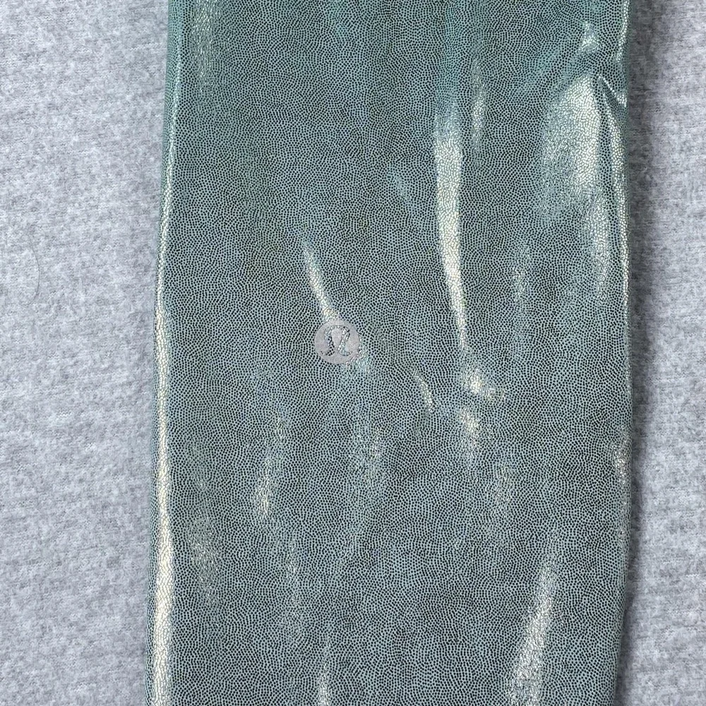 Lululemon Leggings Womens 6 High Rise Green Metallic Flecked Ankle Yoga‎ Pants